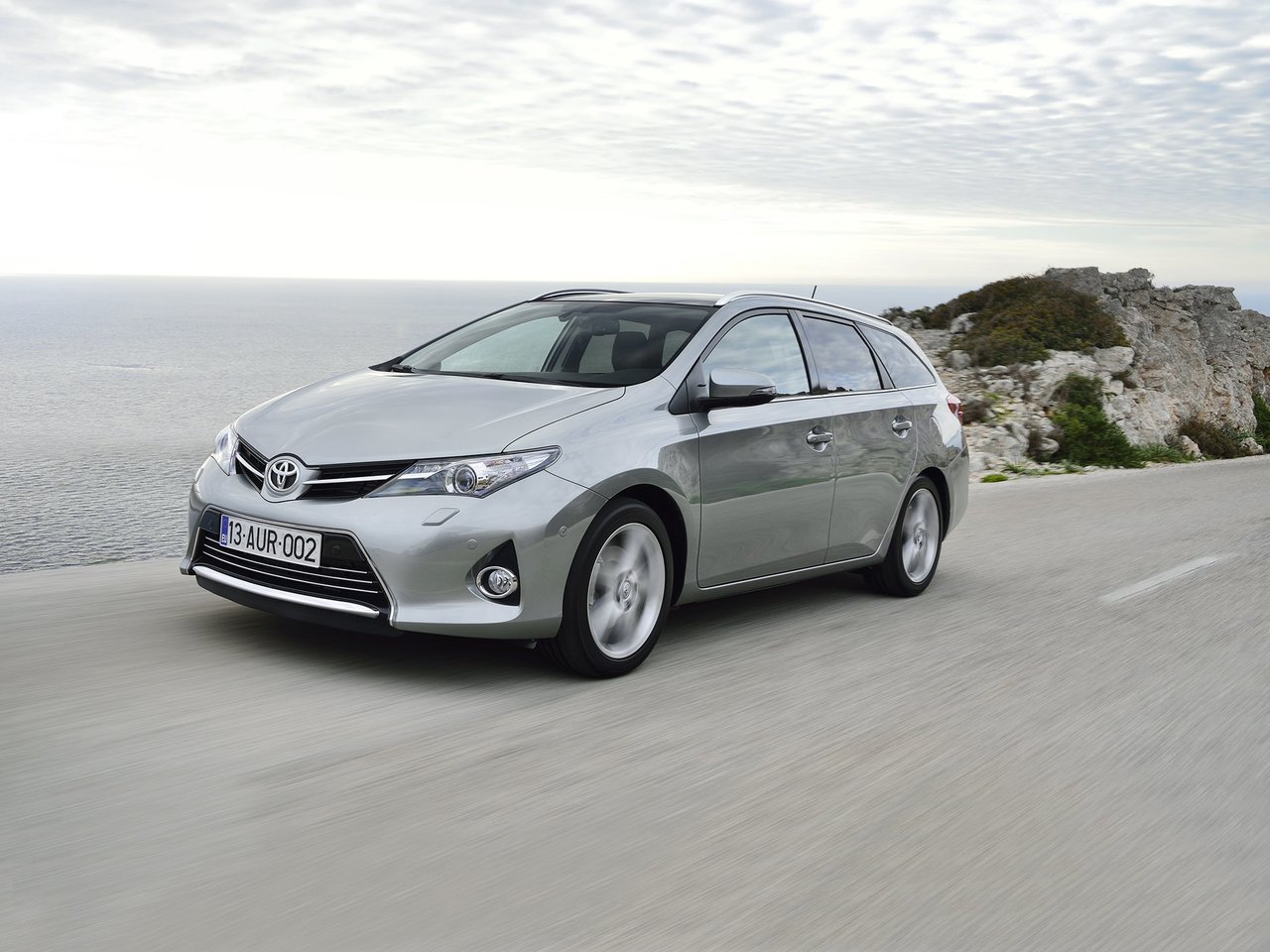 Модель TOYOTA_AURIS
